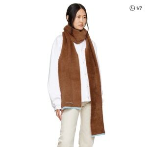 Jacquemus brown L’echarp Neve